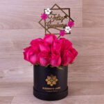 Box de Rosas Fucsias + Topper ¡Feliz Cumpleaños!