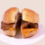 Pan con Chicharrón