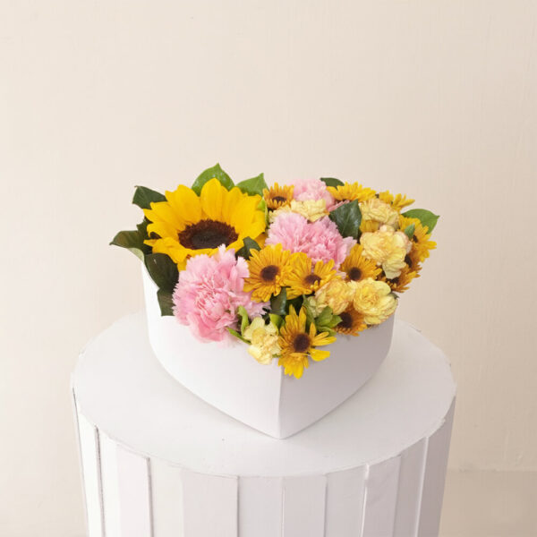 Box Corazón Bellas Flores - Imagen 2